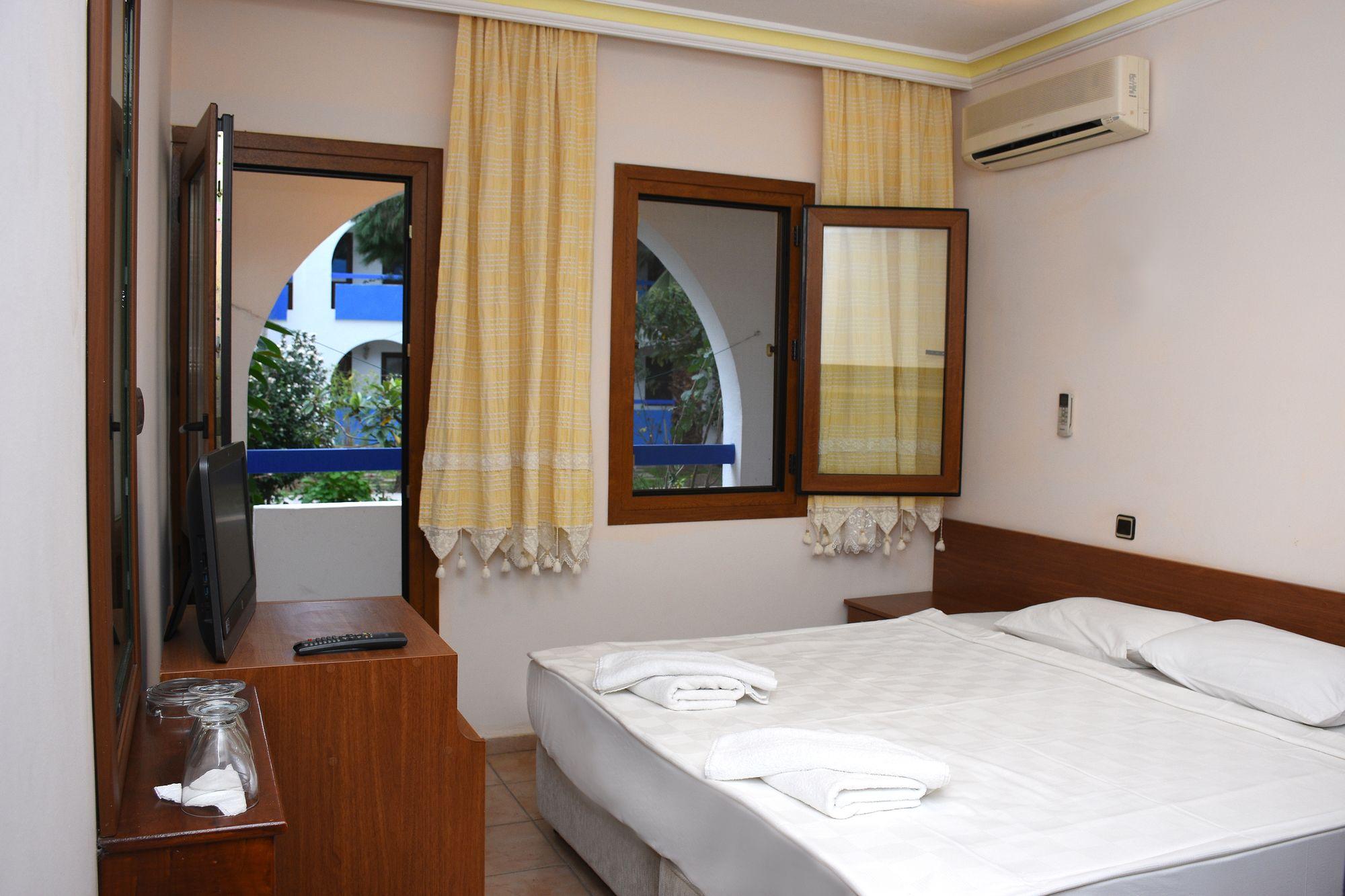 Gumbet Anil Beach Hotel Bitez Buitenkant foto